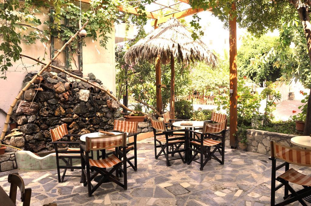 Hotel Sofia Matala  Exterior photo
